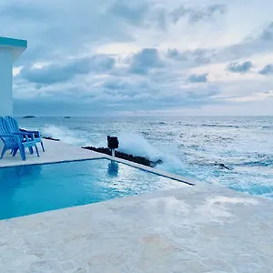 3* Hotel Discovery & At 681 Ocean Drive